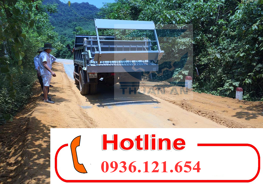 máy rải đá dăm